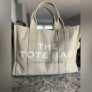 THE TOTE BAG MARC JACOBS